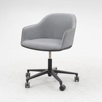 Ronan & Erwan Bouroullec, a 'Softshell Chair' desk chair, Vitra, 2015.