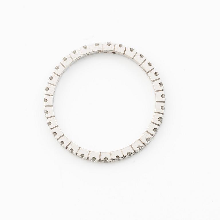 Ring, full eternity band, 18K white gold set with brilliant-cut diamonds.