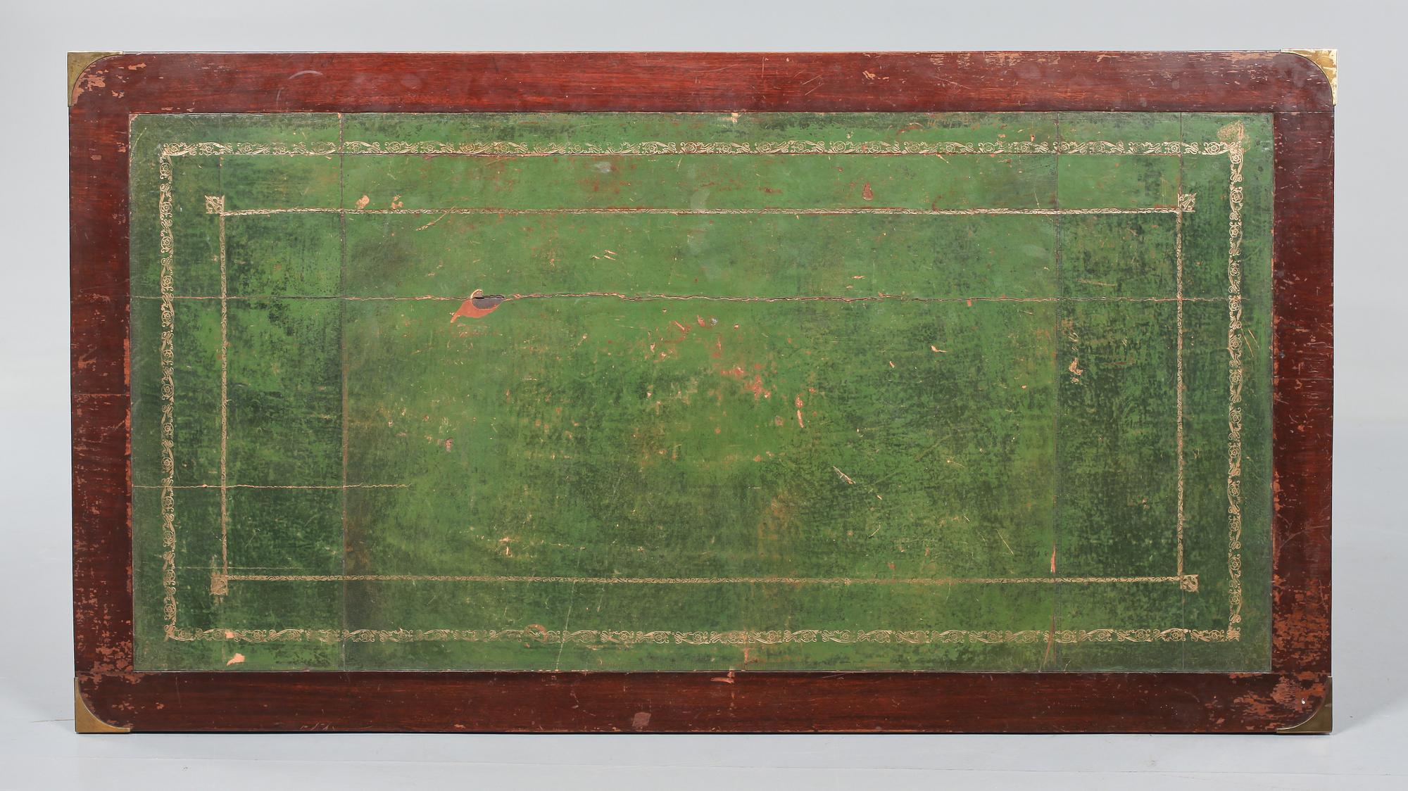 SKRIVBORD, engelsk stil, omkring år 1900.