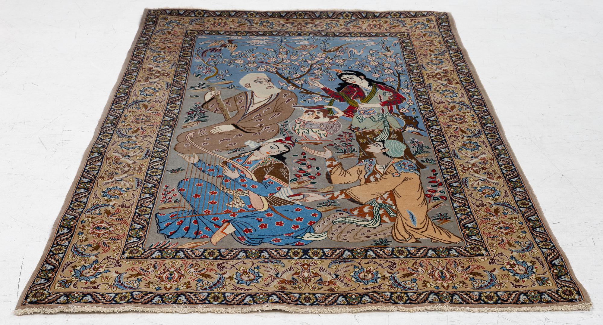 Isfahan, semi-antique, figural, approx. 170 x 105 cm.