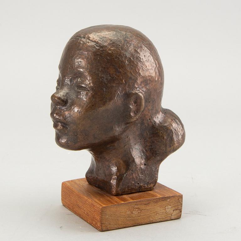 Helge Högbom, sculpture, signed and numbered 8/10 patinated bronze.