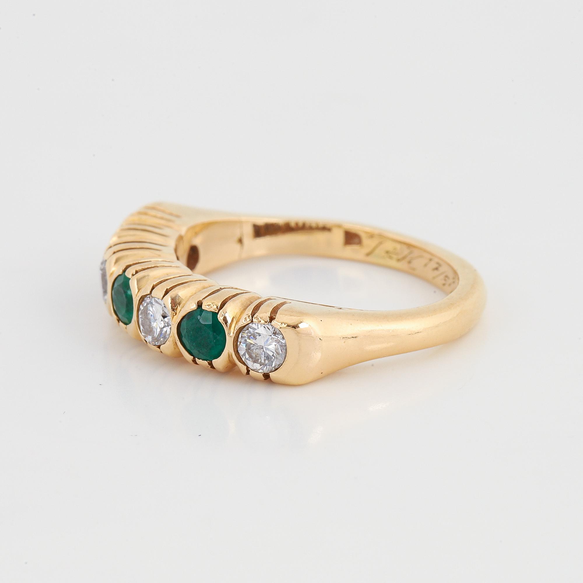 Elon Arenhill, ring with diamond and emeralds.