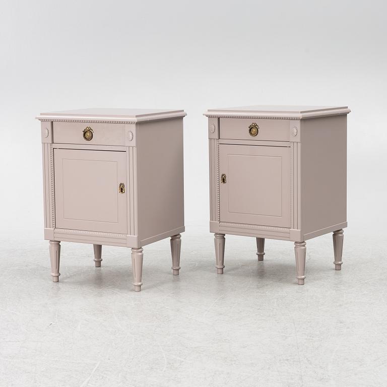 Nightstands, a pair, "Signum Gustavus", late 20th century.