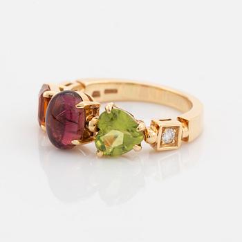 A Bulgari "Allegra" ring.