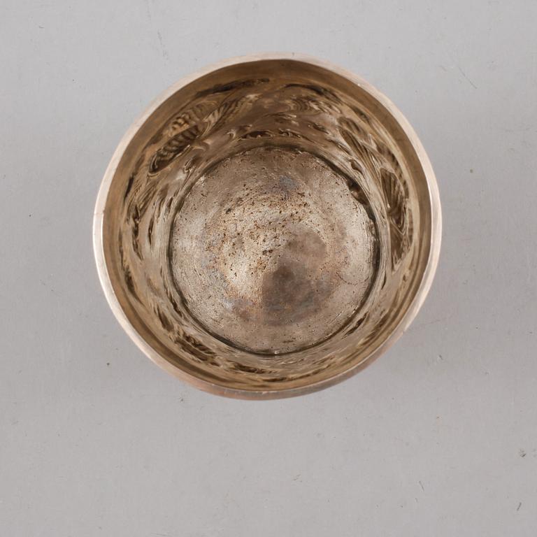 BÄGARE, silver, troligen 1700-tal. Vikt 110 gram.