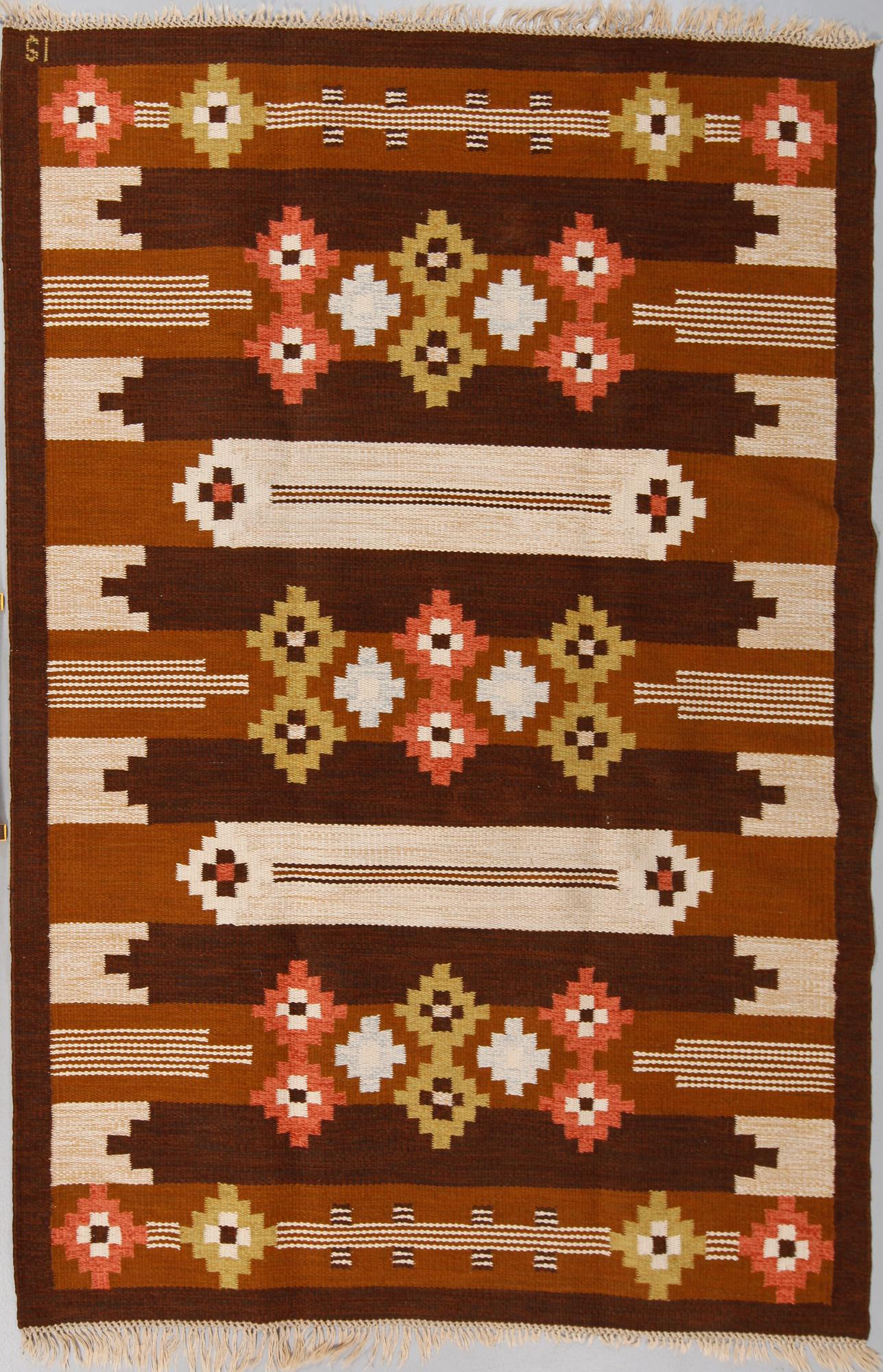 MATTA, rölakan, Ingegerd Silow, monogramsignerad IS, ca 246 x 169 cm.