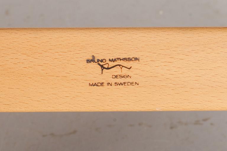 FÅTÖLJ med FOTPALL, "Eva hög", Bruno Mathsson, märkt.