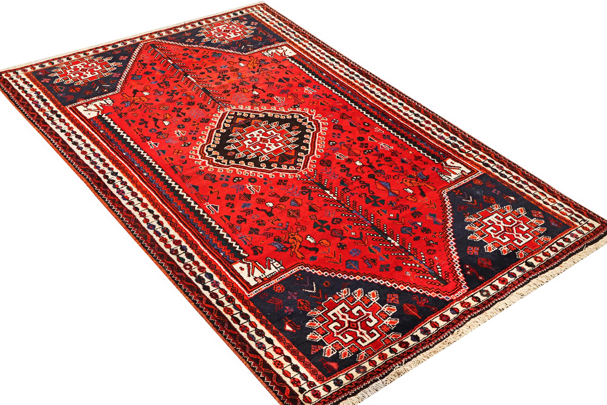 A Qashghai carpet, c. 280 x 183 cm.