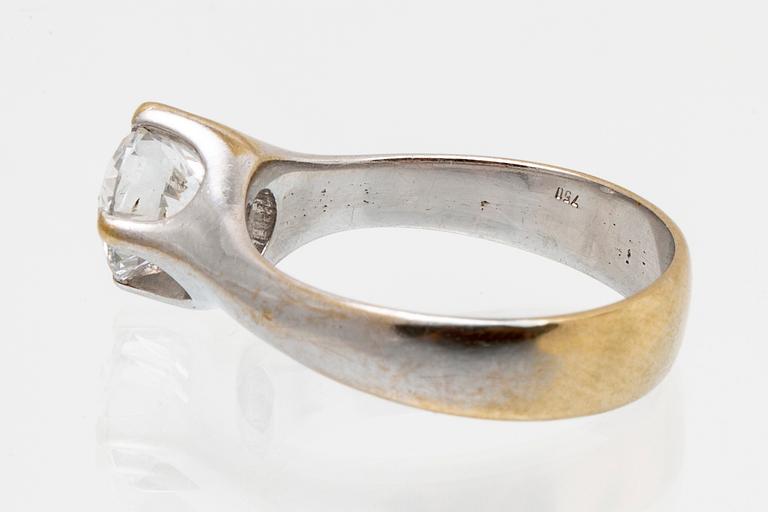 Ring 18K vitguld med 1 briljant 1,52 ct H SI1, GIA certifikat 2010.