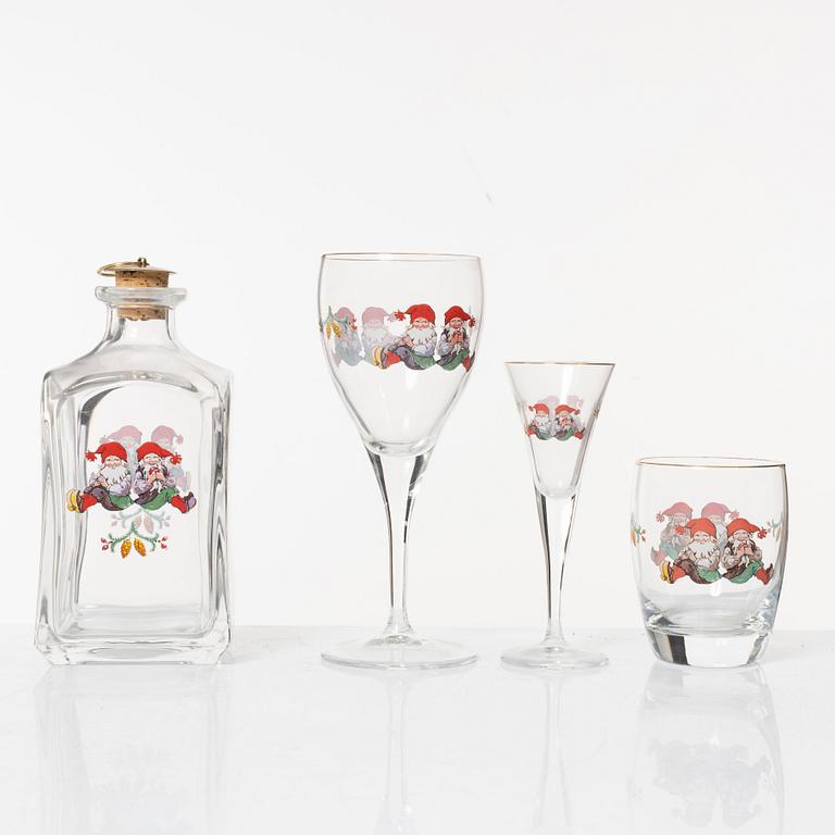 Christmas service, 77 pieces, Christineholm, second half of the 20th century.