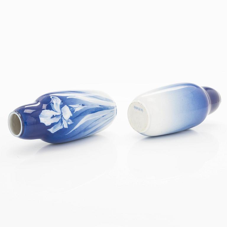 Thure Öberg, vaser, 2 st, porslin, Arabia.