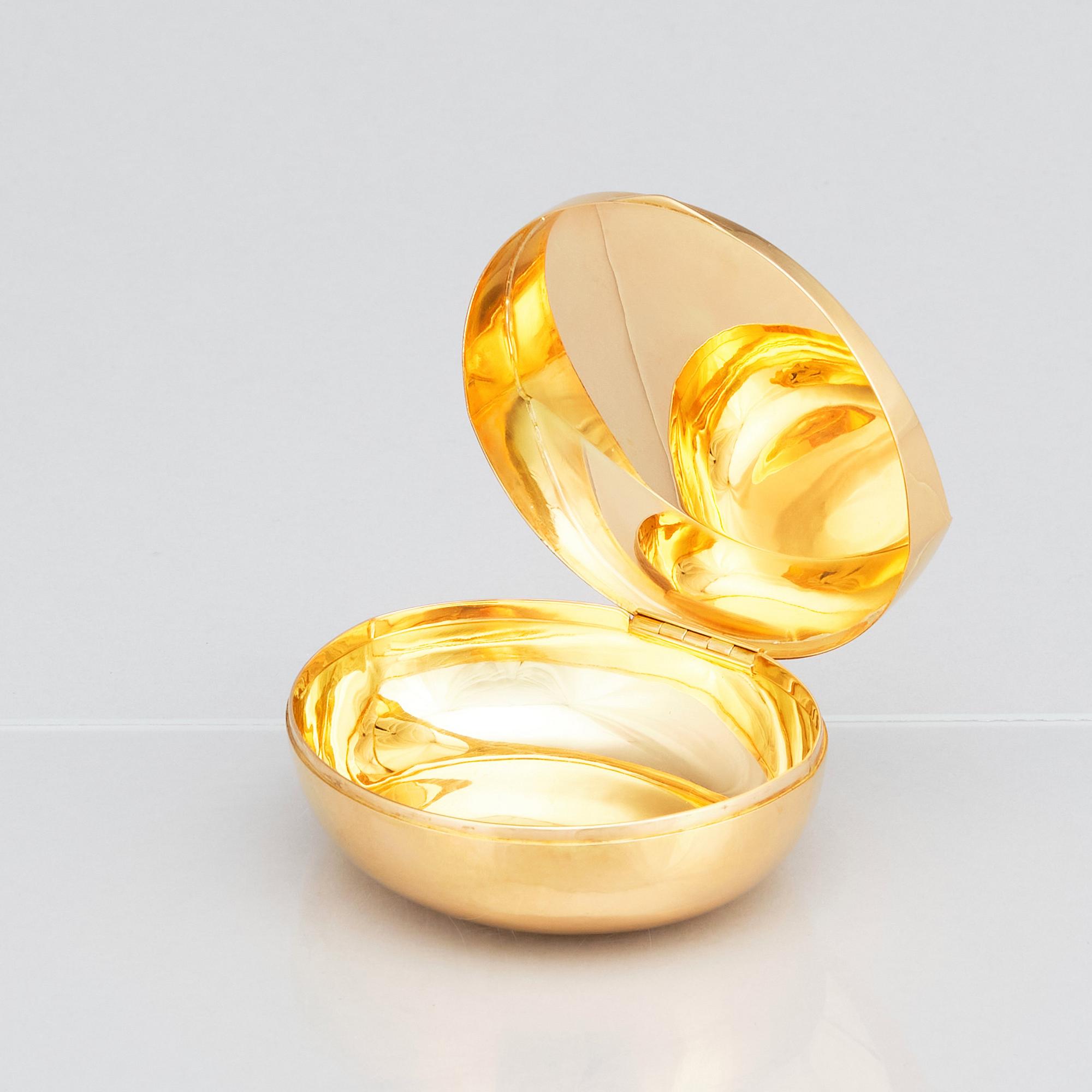 Jan Brunk, an 18K gold box, Stockholm 1989.
