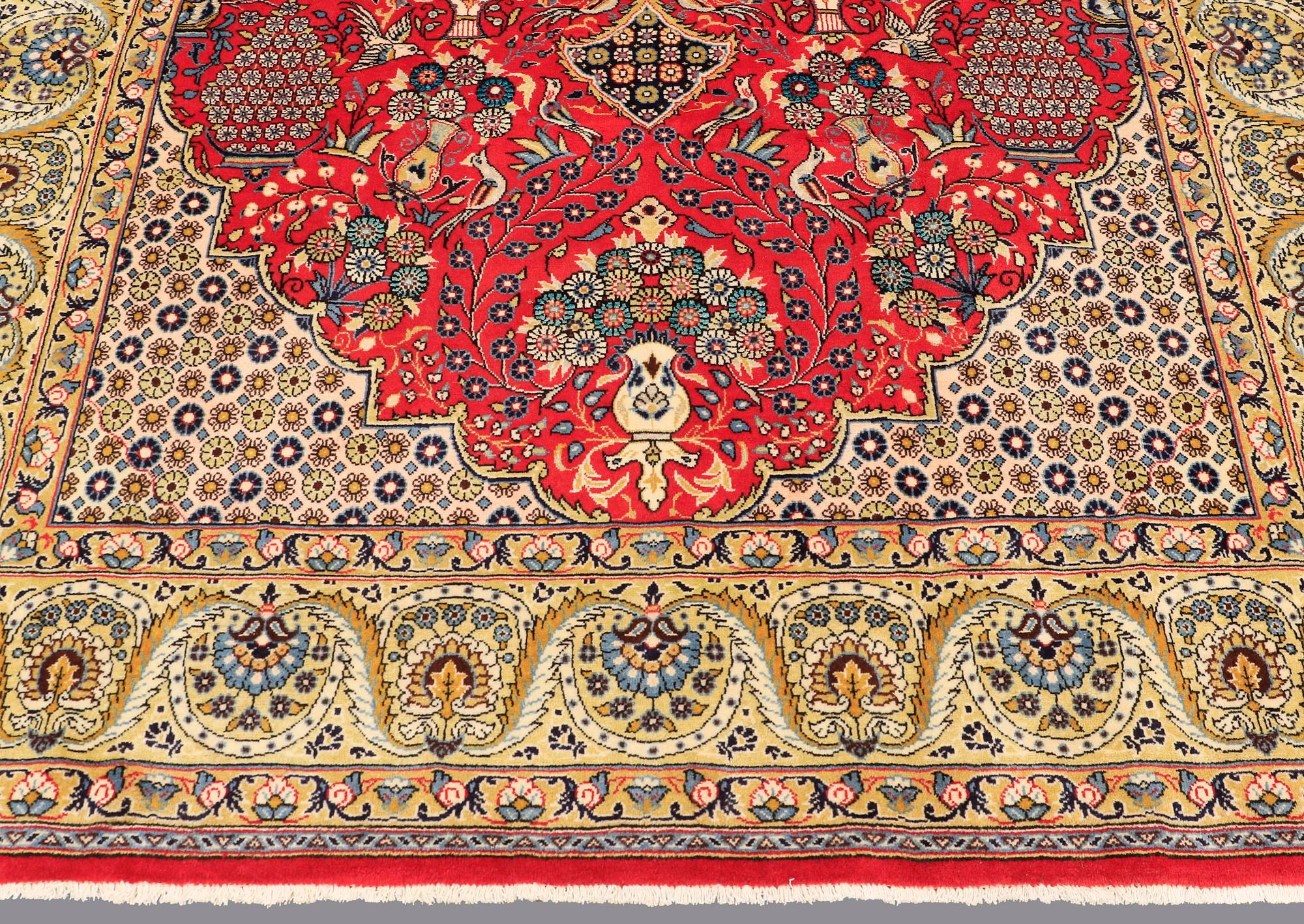 MATTO, Figural Ghom part silk, ca 330 x 210.
