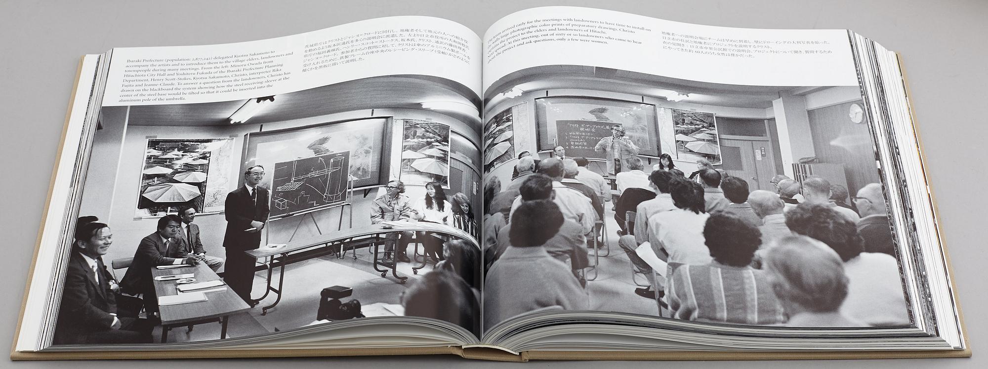 CHRISTO & JEANNE-CLAUDE, 2 volume book project with fabric application. Published in 1998.