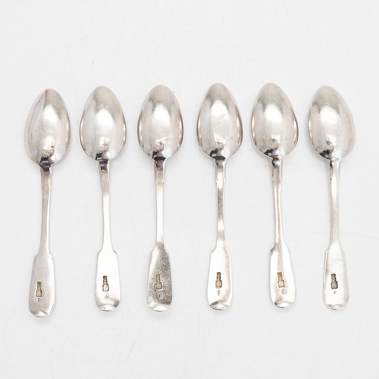 Six silver spoons with coat of arms, Saint Petersburg 1866. Unidentified maker's mark.