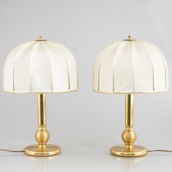 Table lamps a pair, attributed to Zuccoli, period.