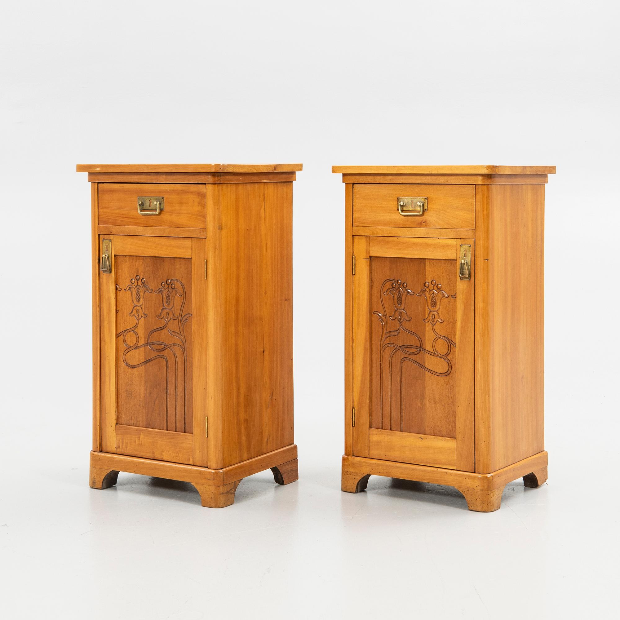 Nightstands, a pair, Art Nouveau, first half of the 20th century.