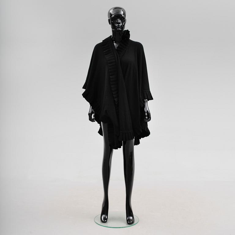 CAPE, Raffaella Curiel, Milan.