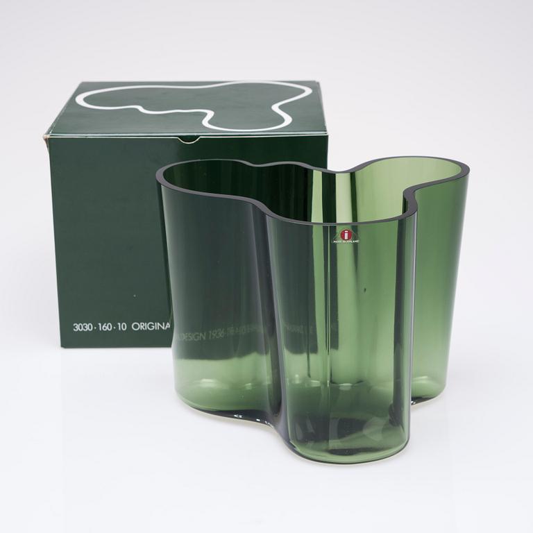 VAS, glas, "Savoy" 50 år, signerad A. Aalto 1936-1986, Iittala 295/8000.