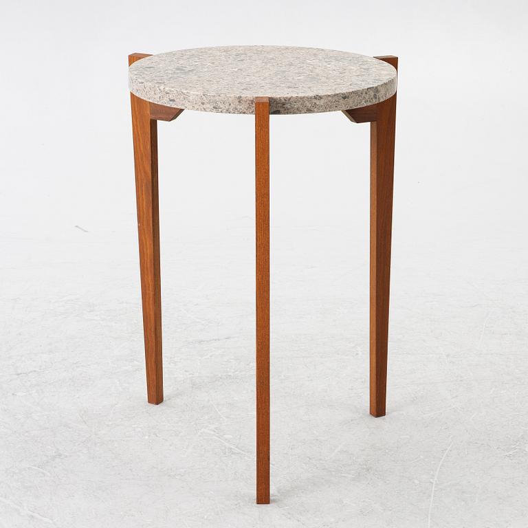 Sidobord, Guteform, 2000-tal.