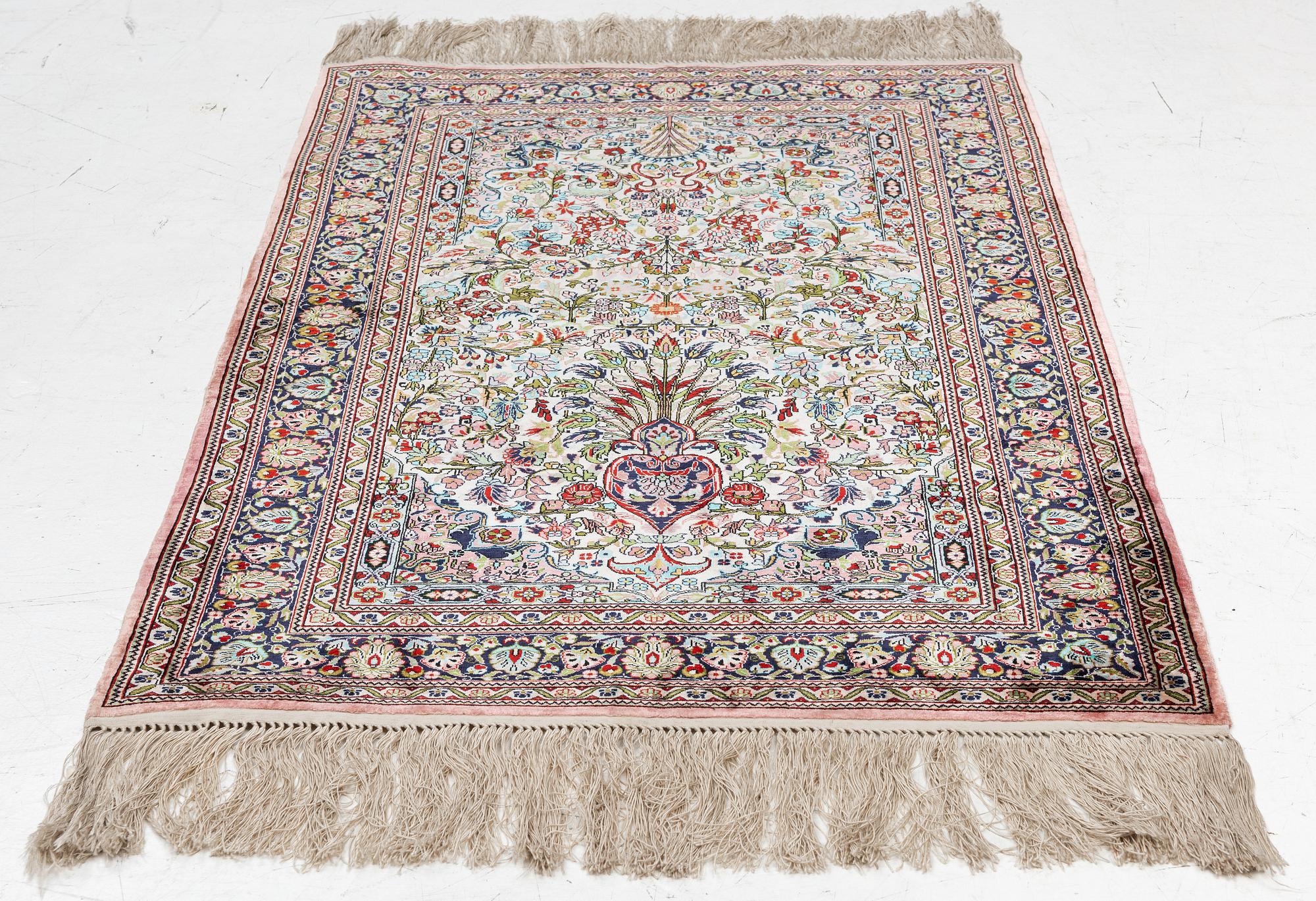 Rug, Hereke design, silk, 122 x 79 cm.