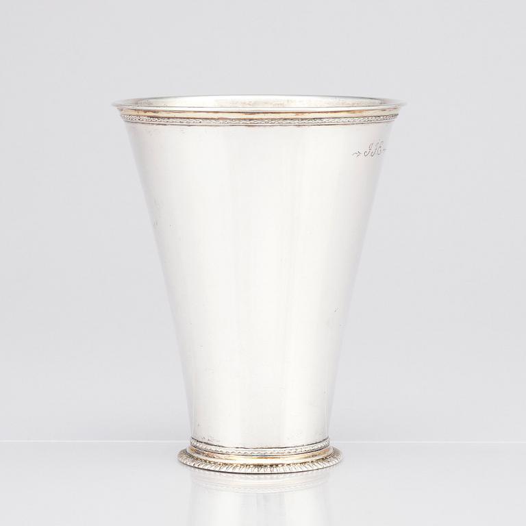 A Swedish early 18th Century silver beaker, marks of Olof Fernlöf, Gothenburg 1724.