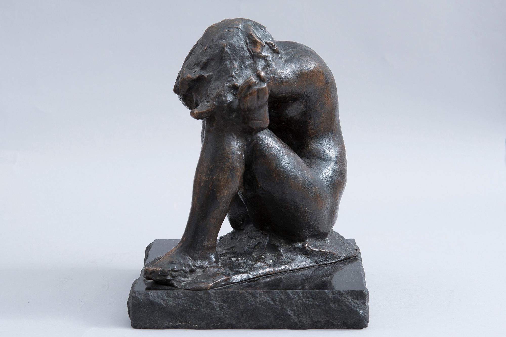 Matti Haupt, A SITTING GIRL.