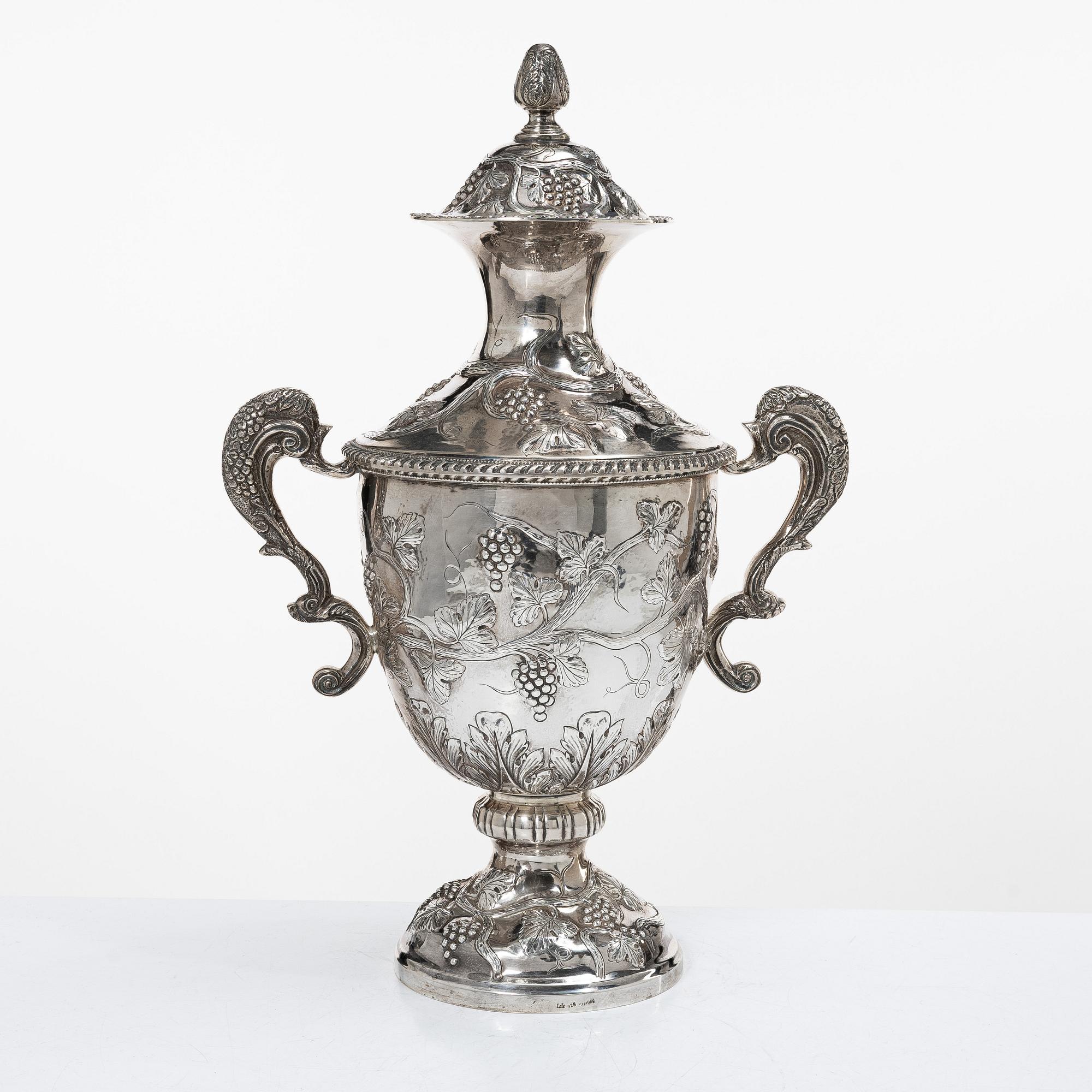 Lale Silverware & Co Ltd, a sterling silver wine cooler/lidded urn, Istanbul, Turkey 20th century.
