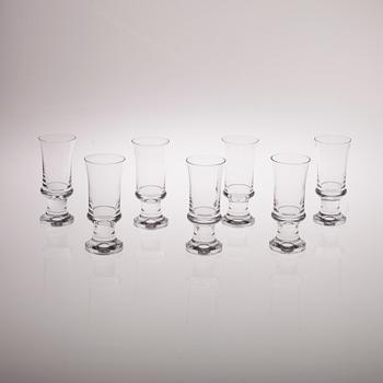 GLASSERVIS, 32 delar, "Tavastia" Tapio Wirkkala, Iittala 1970-tal.