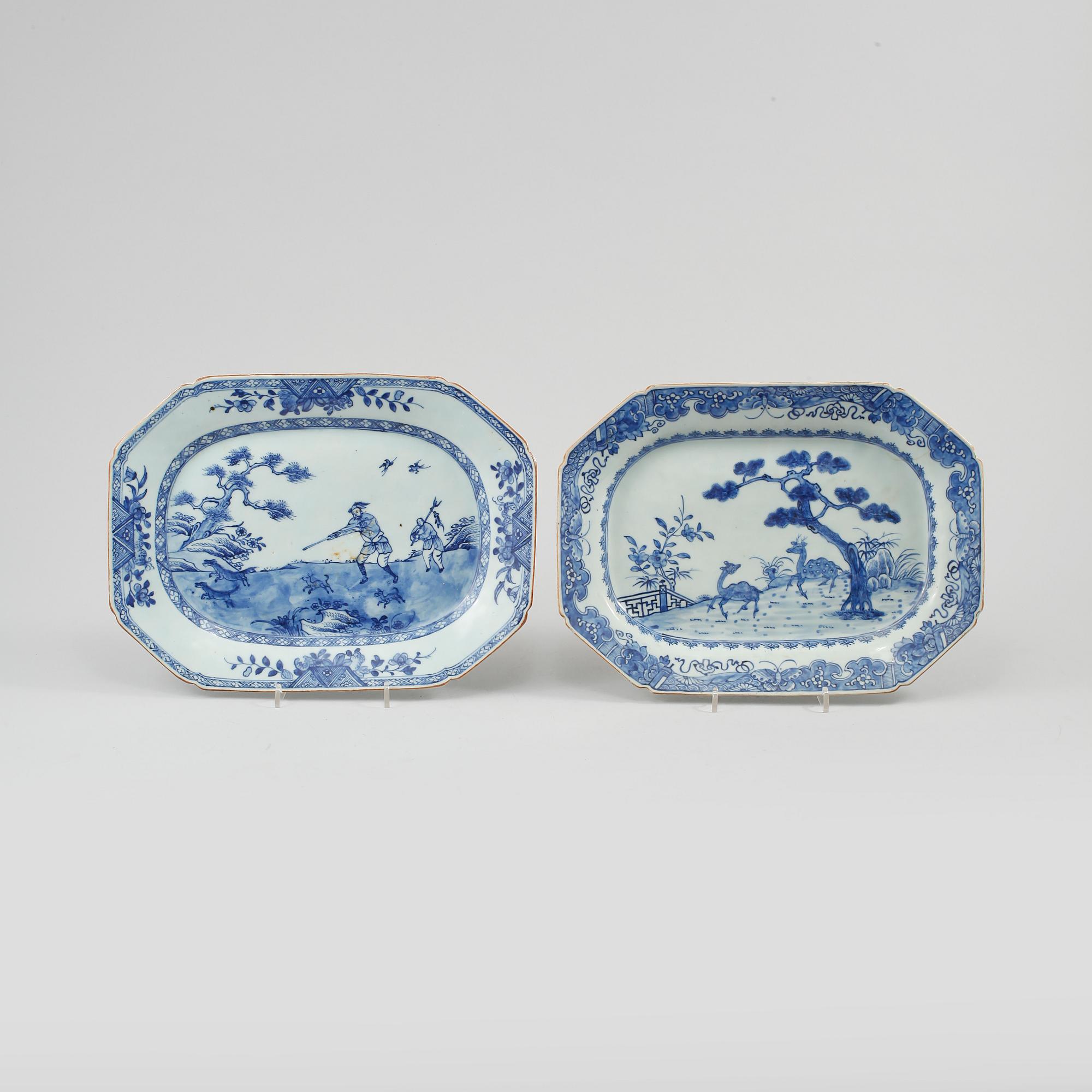 STEKFAT, 2 st, porslin, Kina, 1700-tal.