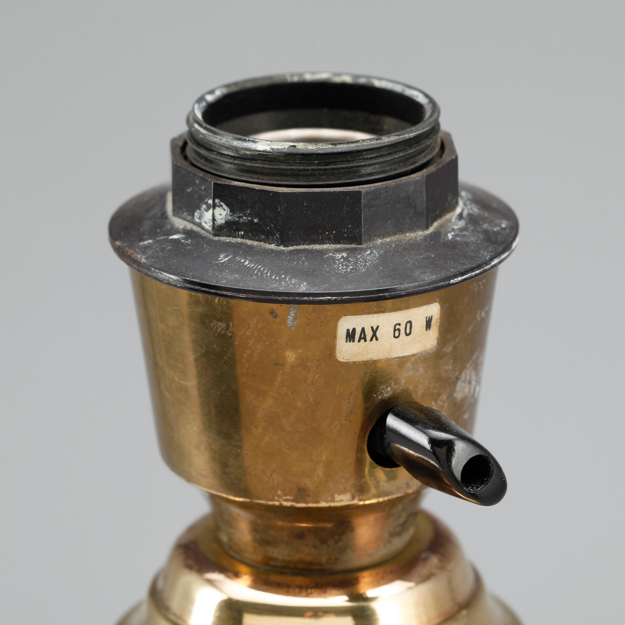 BORDSLAMPA, mässing, Börje Claes, 1970-tal.