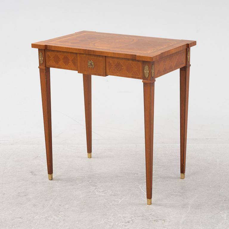 A Gustavian-style sewing table, 20th Century.