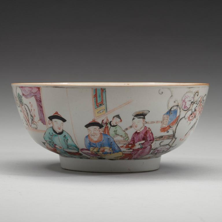 BÅLSKÅL, kompaniporslin. Qingdynastin, Qianlong (1736-95).