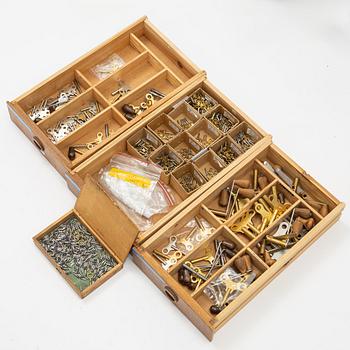 The Watchmaker Shop, "no reserve".