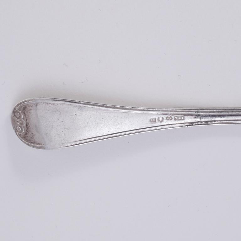 PARTI BESTICKSERVISDELAR, tot vikt 670 gram,