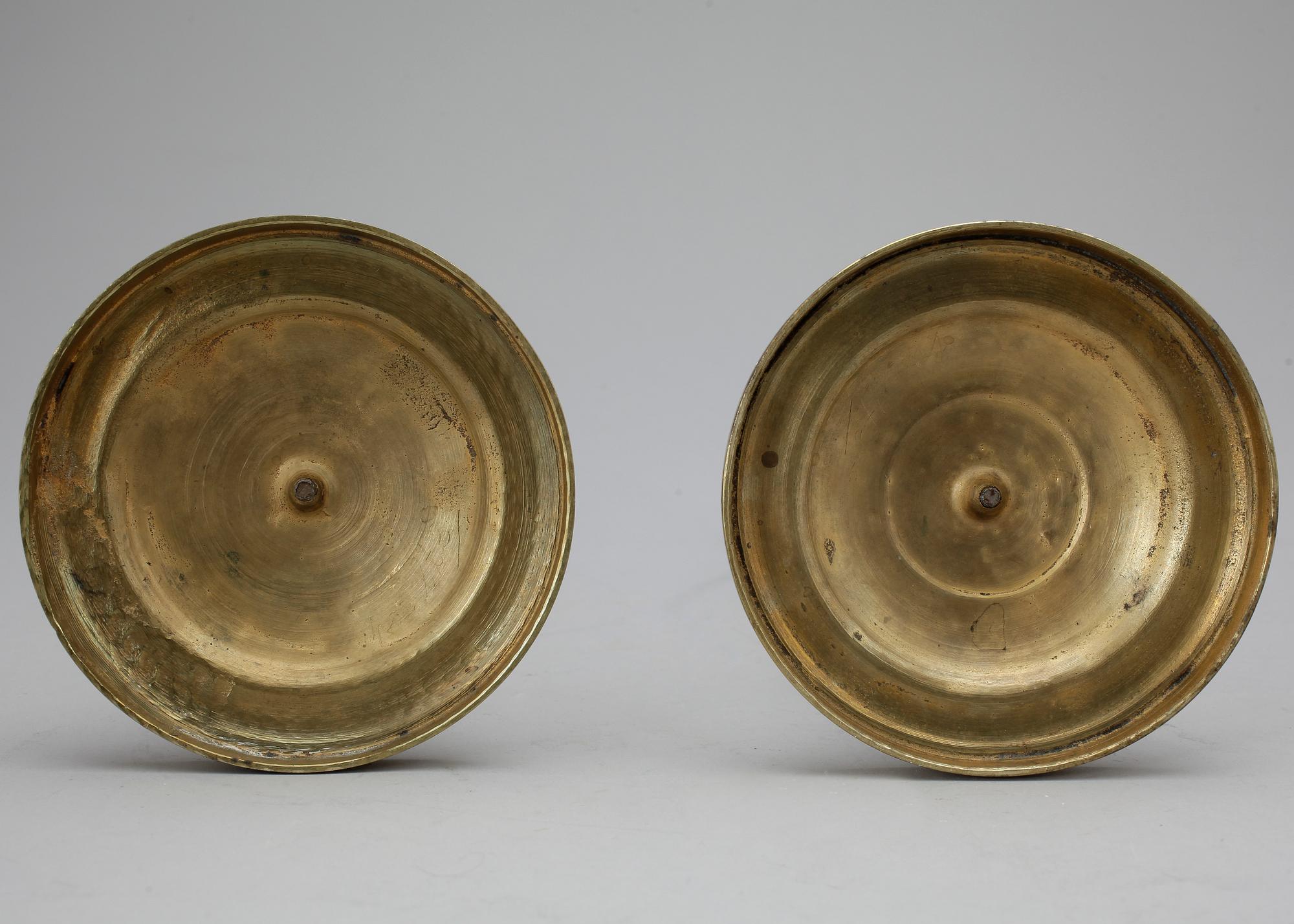 LJUSSTAKAR, ett par, brons. Empirestil 1800-tal.