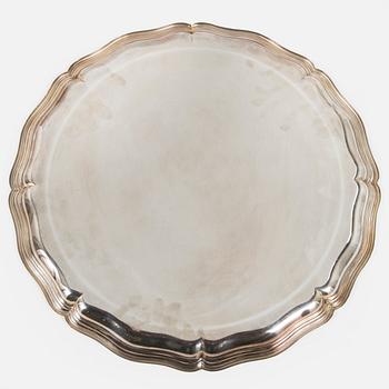 A mid-20th-century serving trolley.