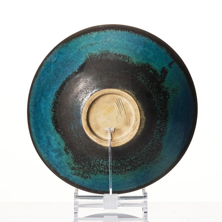 Stig Lindberg, a stoneware bowl, Gustavsberg Studio, Sweden, 1963.