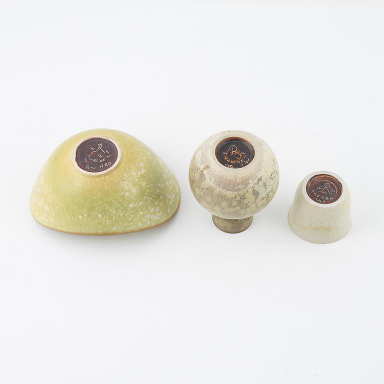 Carl-Harry Stålhane, vaser, 5 st, samt Gunnar Nylund, skål, stengods, Rörstrand.