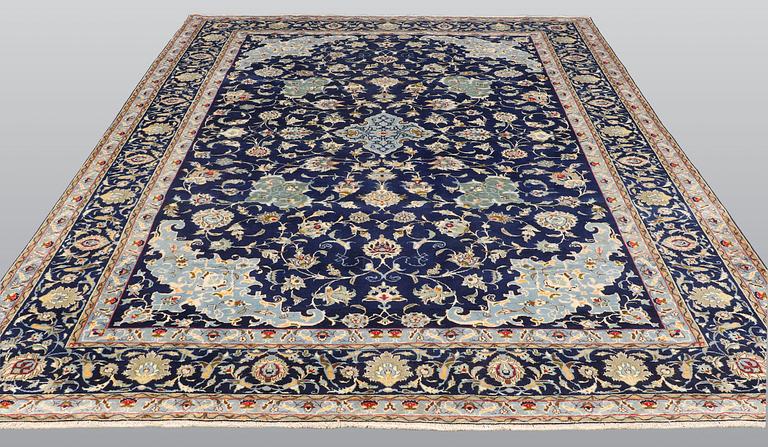 Matta, sk Royal Keshan, 367 x 257 cm.