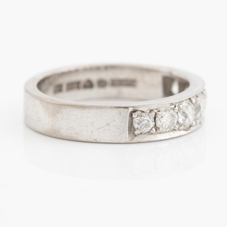 Ring, eternity ring, 18K white gold set with brilliant-cut diamonds.
