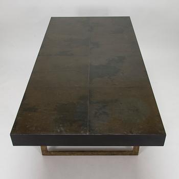 Julian Chichester, kirjoituspöytä, malli CVB "Cortes".