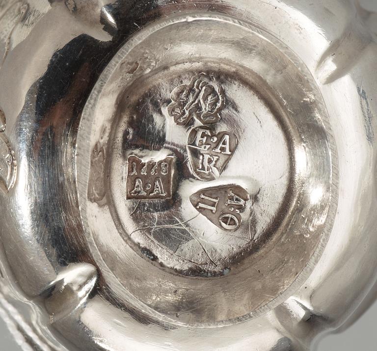 Two Russian 18th century silver tscharkis, unidentified makers mark, Moscow 1777 and 1779.