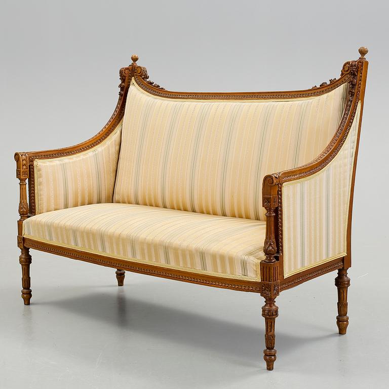 SOFFA, Louis XVI-stil, 1800-talets slut.