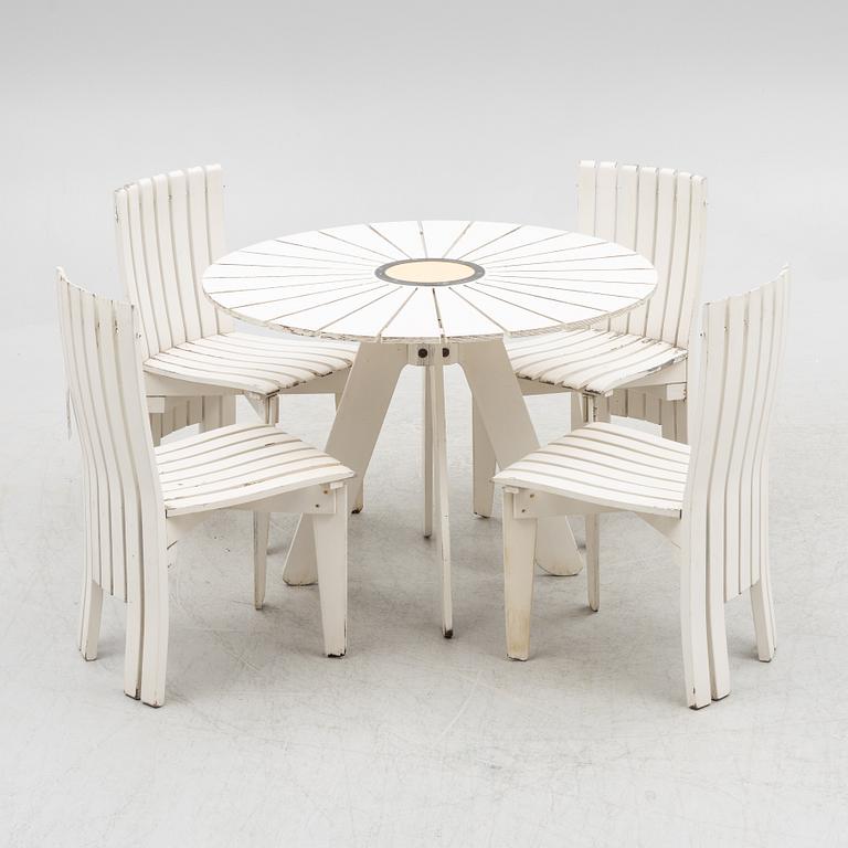 Alvar & Aino Aalto, an 'Aurino' garden furniture set with table and four chairs.