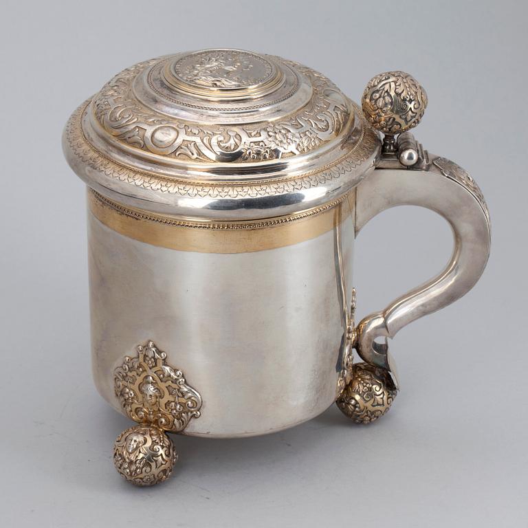 DRYCKESKANNA, silver, barockstil, Möllenborg, Stockholm 1904. Vikt ca 1600 gram.