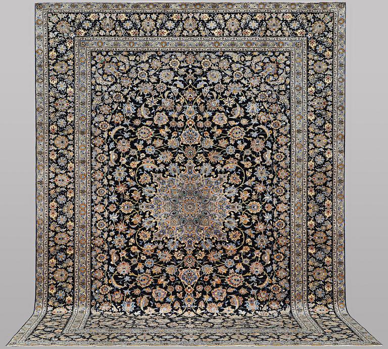 A carpet, Kashan, ca 405 x 295 cm.