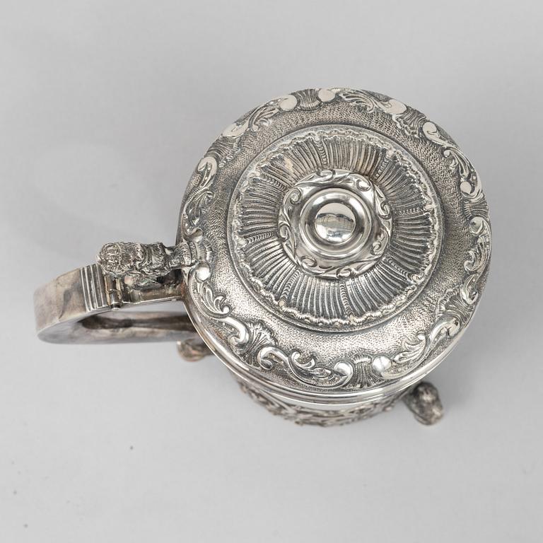 A Baroque style silver beaker, Swedish import marks, first half of the 20th Century.