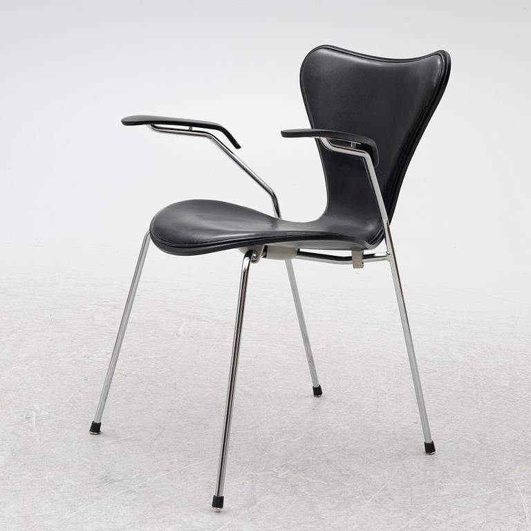 Arne Jacobsen, Armchairs, 4 pcs, "The Seven", Fritz Hansen, Denmark, 2006.