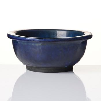 Wilhelm Kåge, a set of two early Farsta stoneware bowls, Gustavsberg 1933 and 1936.